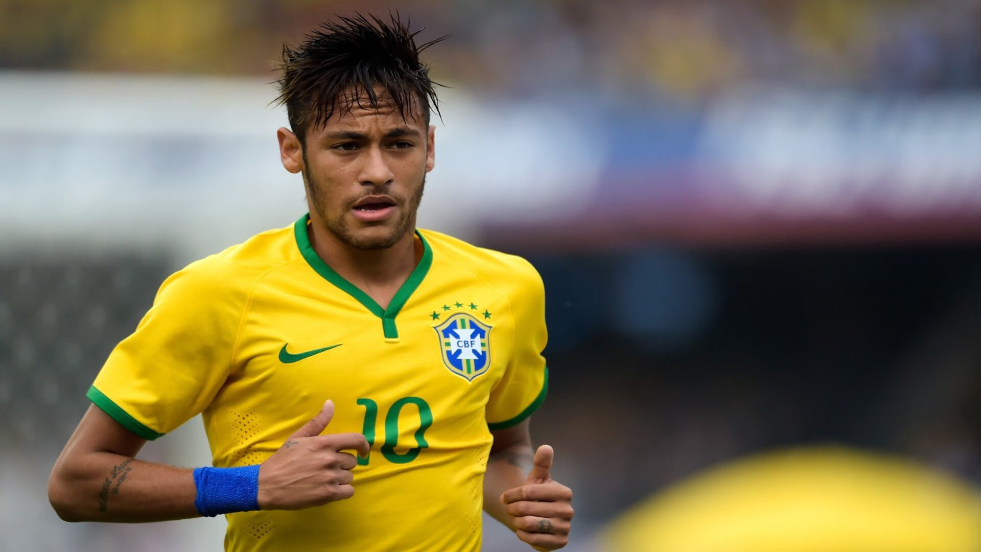 “AI、AR、VR推动运动场景全景升级——未来运动全球数字生态生态闭环”